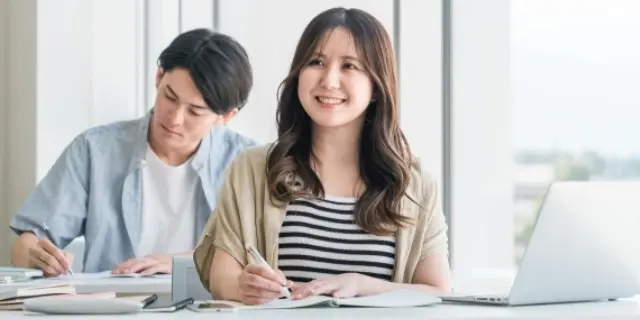 最新の試験動向と合格者インタビュー